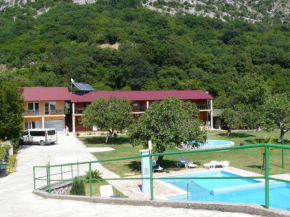  Guest House Jadran Pol  Петровац